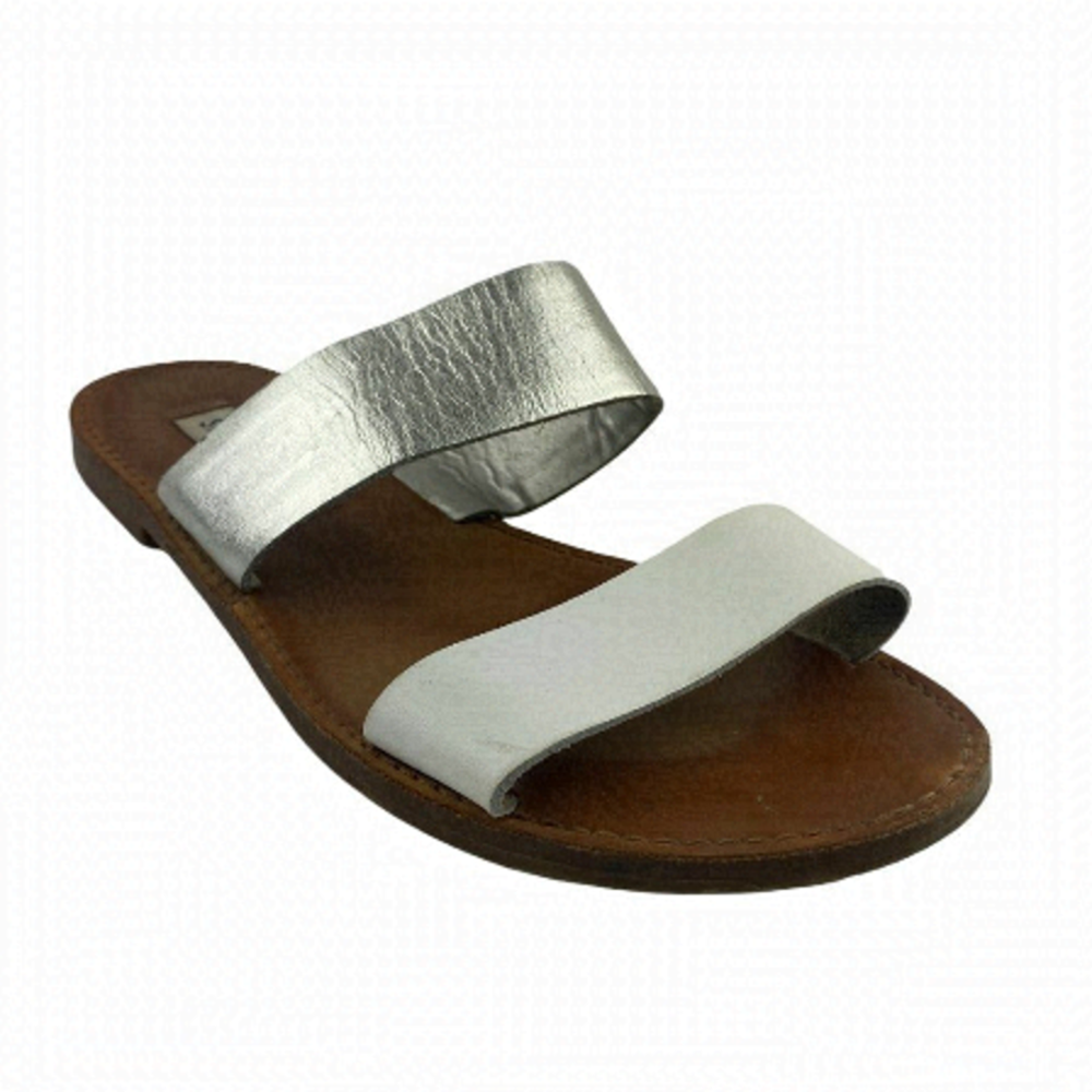 STEVE MADDEN Women's D Band Leather Flat Sandals White Silver Strap US 6M